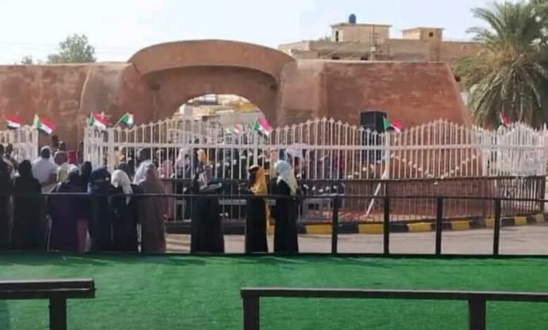 حكومة الخرطوم تتوعد لصوص