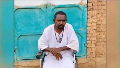معلم قرية ود الكاشف يعود للعمل